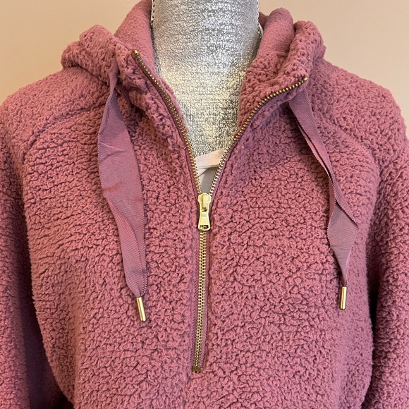 Old Navy Active - Sherpa 1/2 Zip Hoodie Pullover - Picture 2 of 5